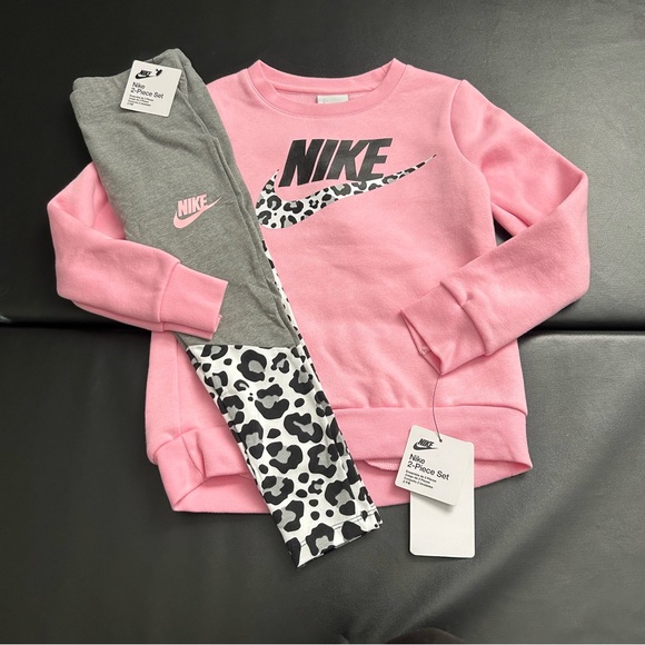 Nike Other - NWT Nike leopard print leggings & sweater girls size 6